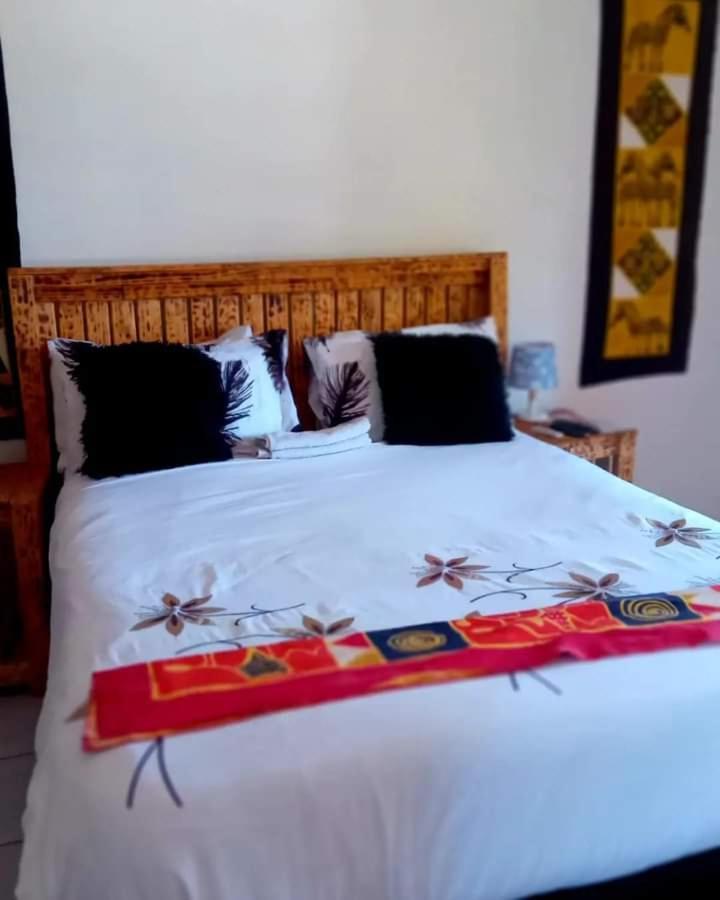 Sunshinevibe Guest House Kasane Εξωτερικό φωτογραφία