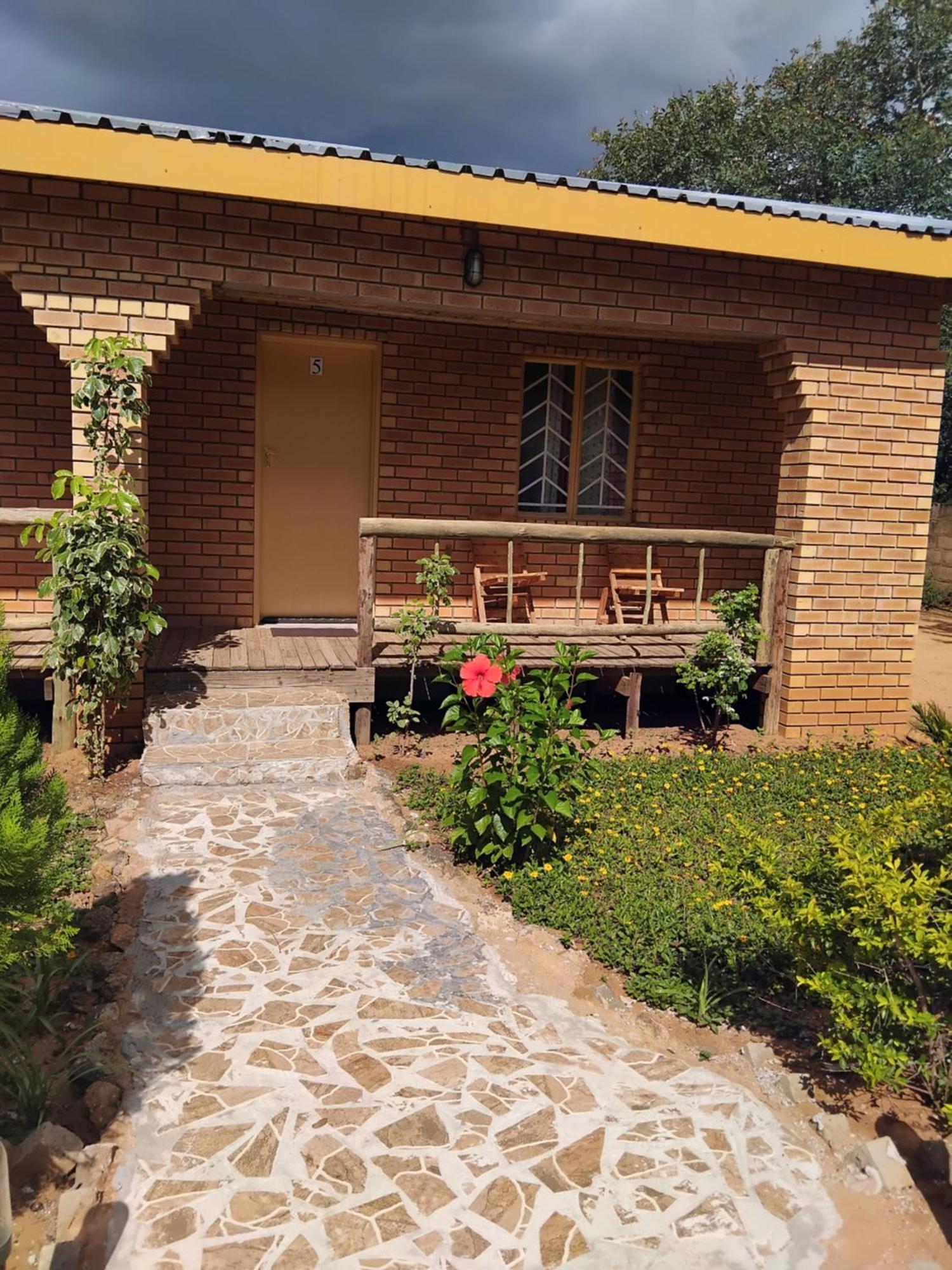 Sunshinevibe Guest House Kasane Εξωτερικό φωτογραφία